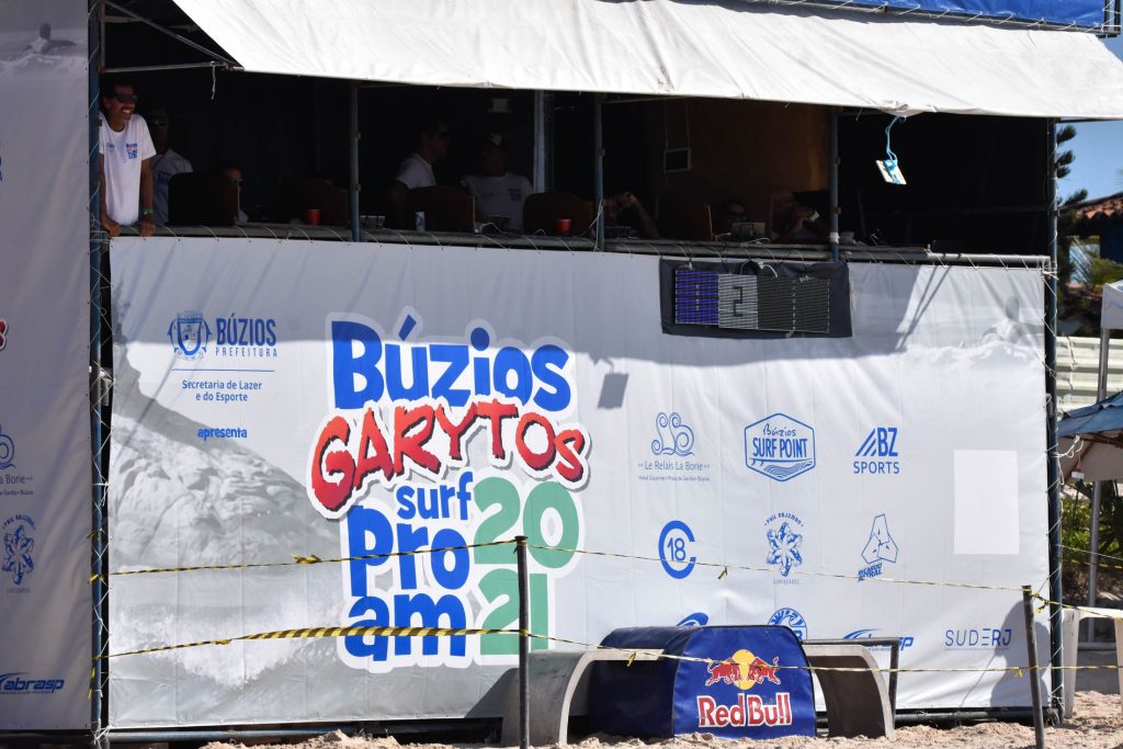 Sunny Pires e Aysha Ratto levam a melhor em duas finais do Búzios Garytos Surf Am 2021